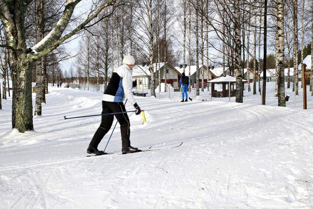 Holiday Linnunlahti يونسو المظهر الخارجي الصورة